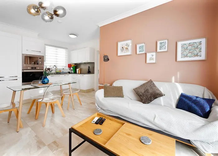 S162 - Modern 2 Bed Penthouse In Swieqi Is-Swieqi